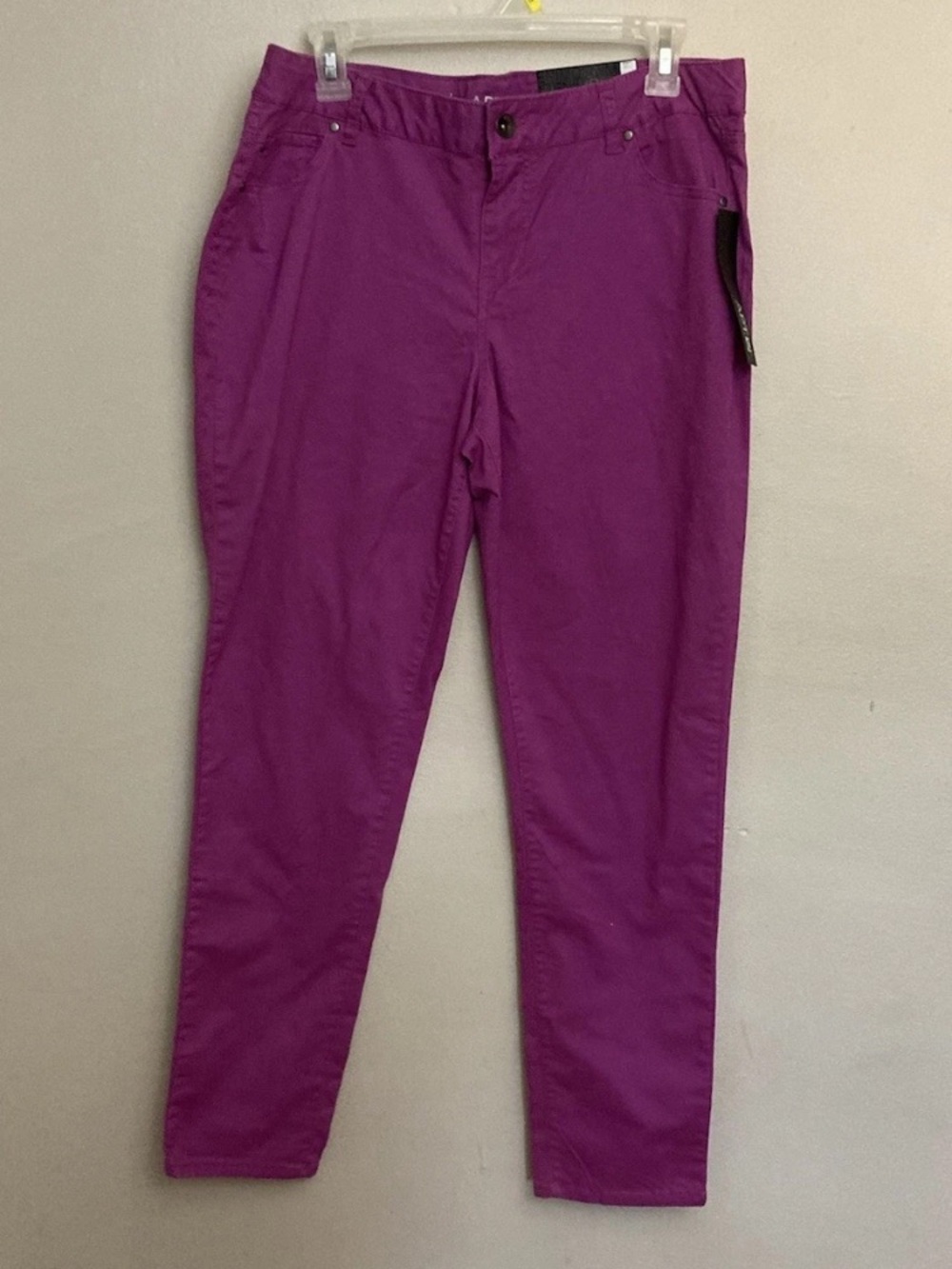 10-2 Apt. 9 Women's Modern Fit Skinny Stretch Pants Size 12 Purple NWT